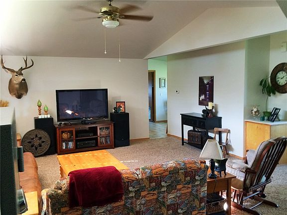 5th image of 7583 Lake Vista Dr NE