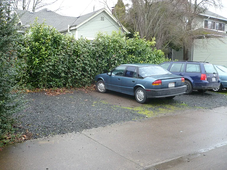 457 SW Washington Ave #8 — Photo 16