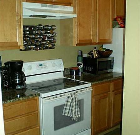 4th image of 420 E Ohio St APT A