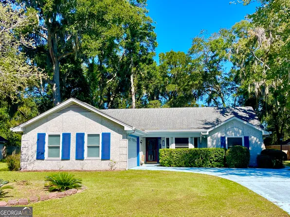 111 Plantation Ct, Saint Marys, GA 31558