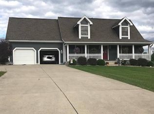 1183 Country Club Rd, Jackson, OH 45640