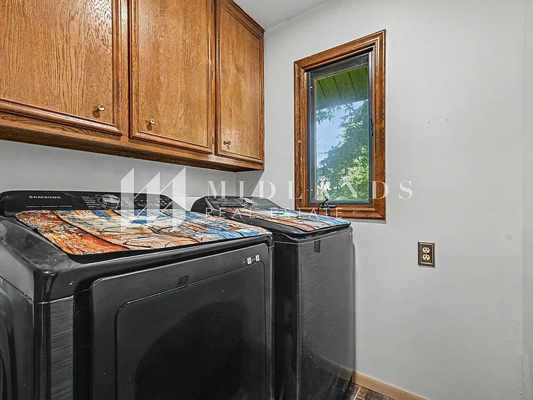 16611 S 57th Ave — Photo 8