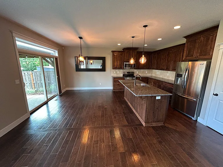407 Dreas Way — Photo 18