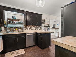 4th image of 1778 Byron Dr