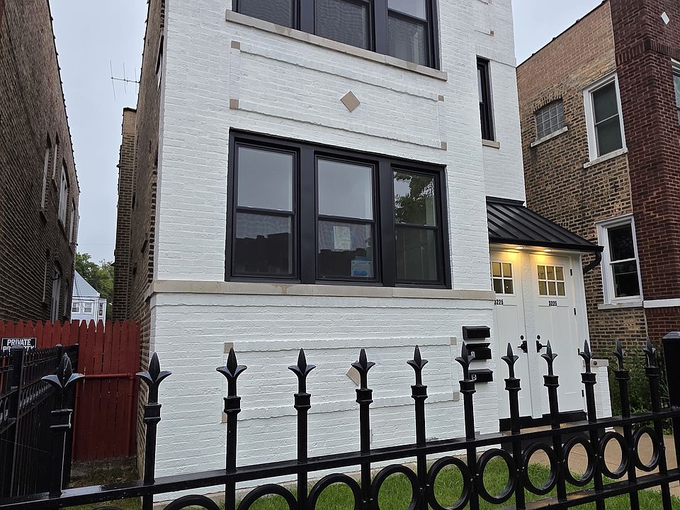 1st image of 3225 N Kenneth Ave #2