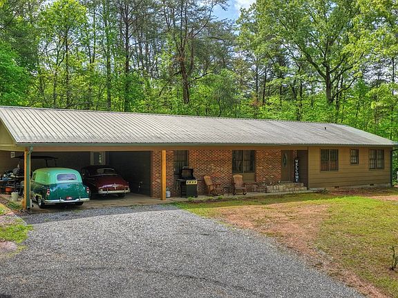 5th image of 388 Jones St