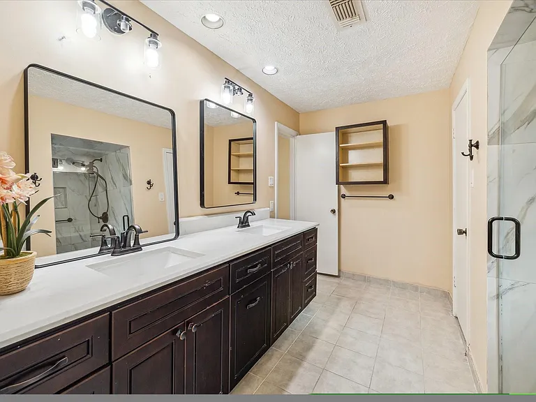 21423 Park Valley Dr — Photo 14