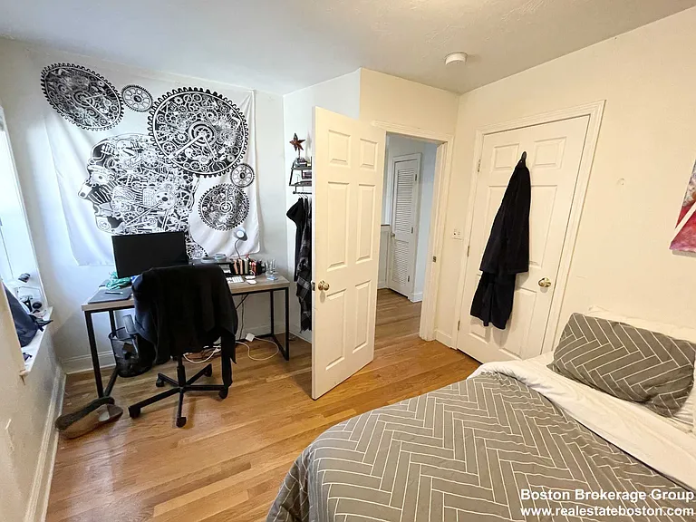 Marcella St — Photo 8