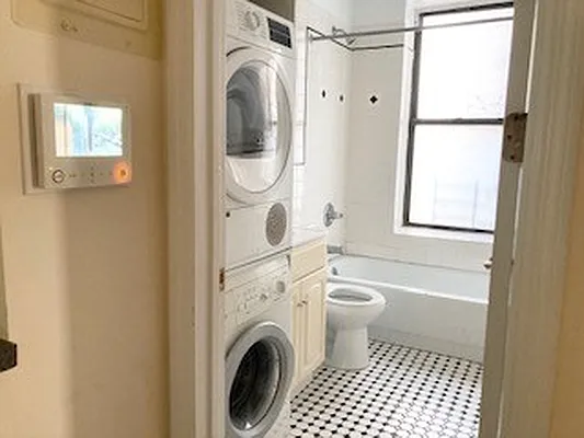 Rented by Corcoran | media 7