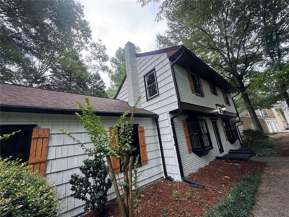 1st image of 2833 Sumac Dr