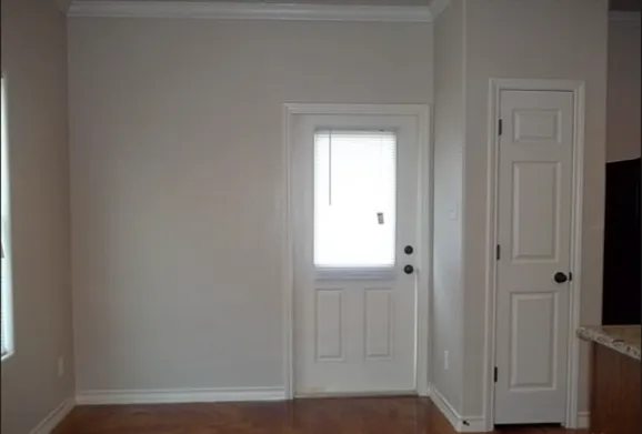 5113 Flipper Dr #1 — Photo 8