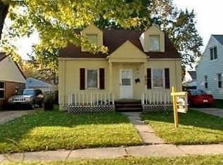 693 W Brickley Ave, Hazel Park, MI 48030