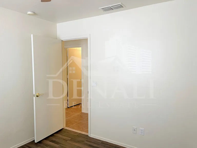 19636 N Coyote Lakes Pkwy — Photo 16