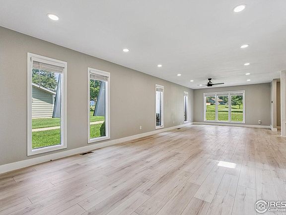 5th image of 46 Douglas Dr S