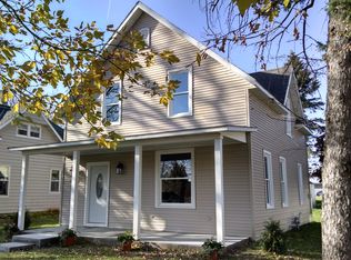 130 E Elm St, Vergas, MN 56587