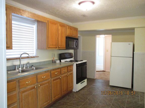 4th image of 1522 Erwin St