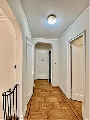 Rented by Bond New York | media 29