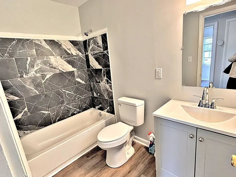 102 Elm Ct NE — Photo 14