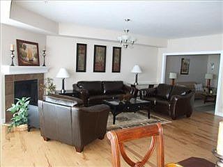 3rd image of 9212 Larimar Dr #Bg9w