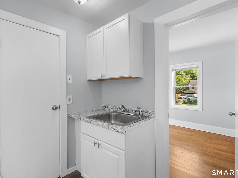 165 Starr St #2 — Photo 9