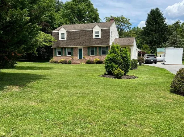 2319 Braddock Rd, Woodbine, MD 21797