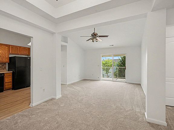 5th image of 8022 Putters Point