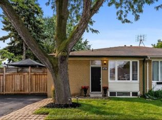 357 Dovedale Dr, Whitby, ON L1N1Z8