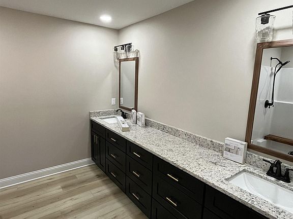 2nd image of 205 Clover Cres