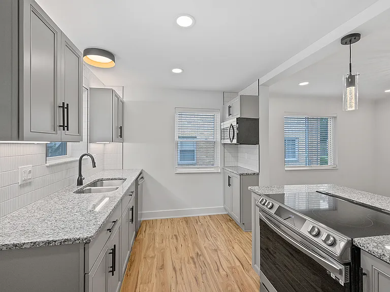 3622 Brotherton Rd #1 — Photo 9