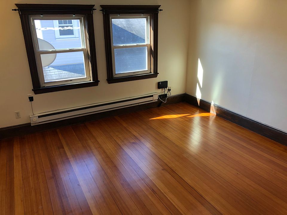 L Bedroom