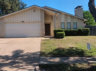 3705 Fort Hunt Dr, Arlington, TX 76016