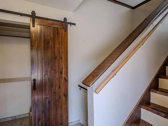 3rd image of 2332 Breck Ave