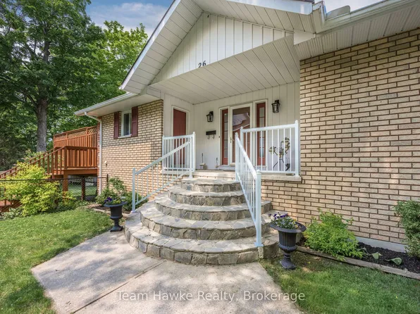 26 Jury Dr, Penetanguishene, ON L9M 1G1