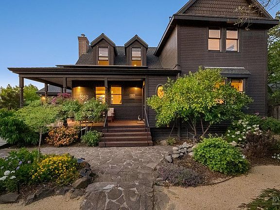 3rd image of 21234 Geyserville Avenue