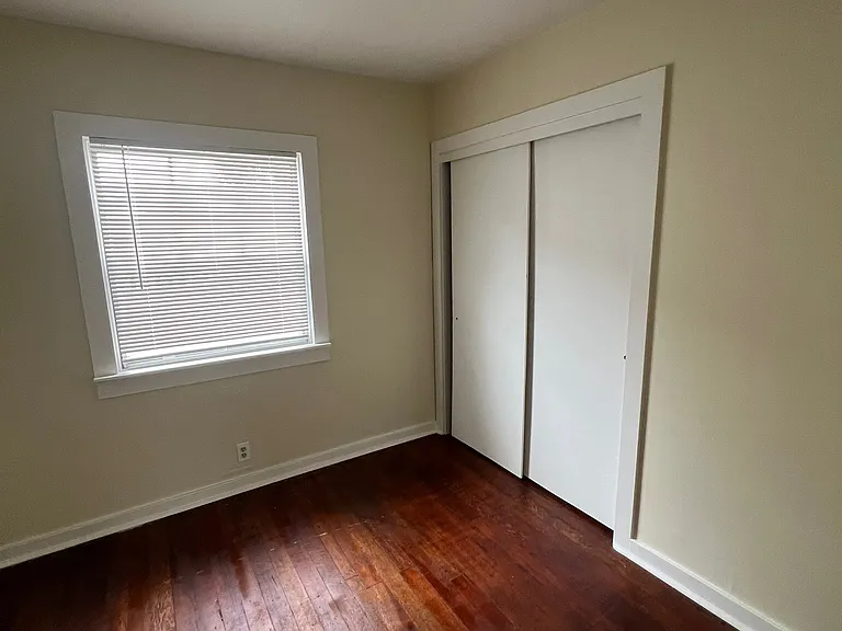647 Fresno Ave — Photo 23