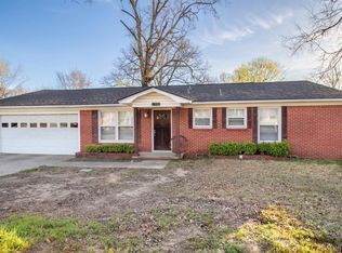 2616 Old Omen Rd, Tyler, TX 75701