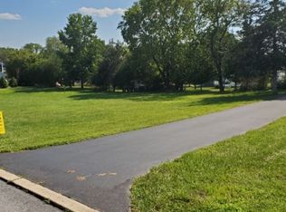 80 Fairview Ave, Milford, NJ 08848