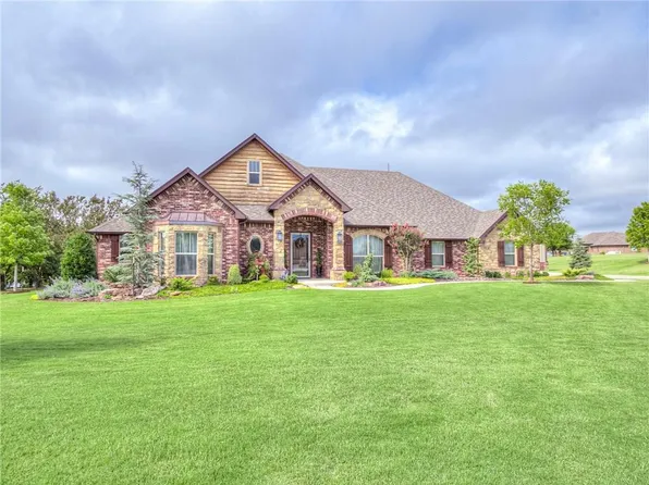 7111 Shore Dr, Tuttle, OK 73089