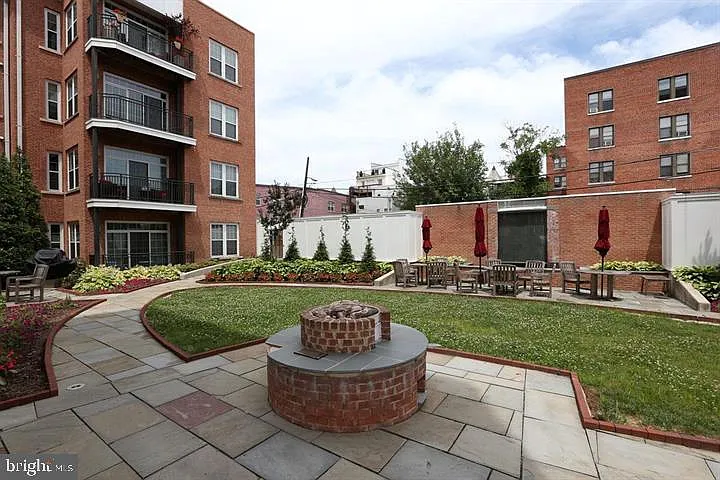 1451 Belmont St NW #212 — Photo 28