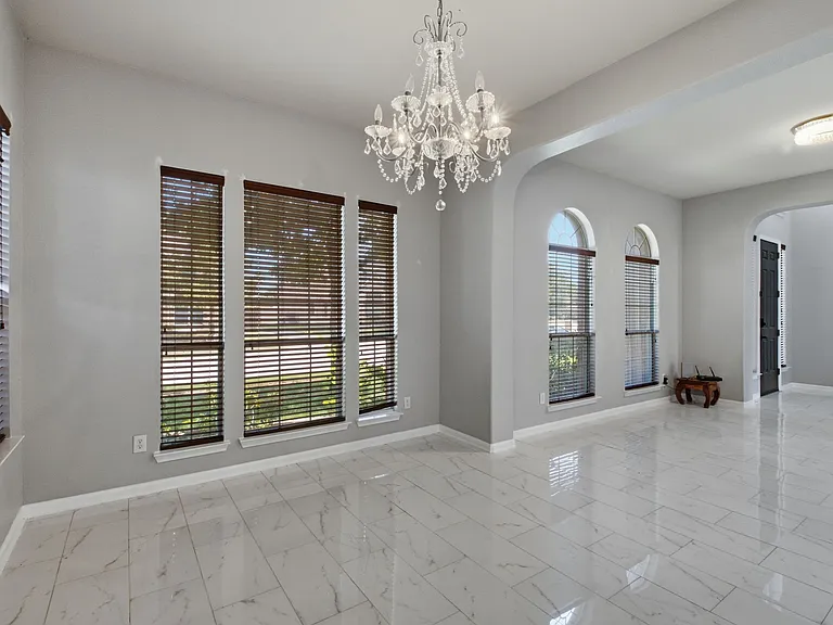 9309 Stonewood Dr — Photo 17