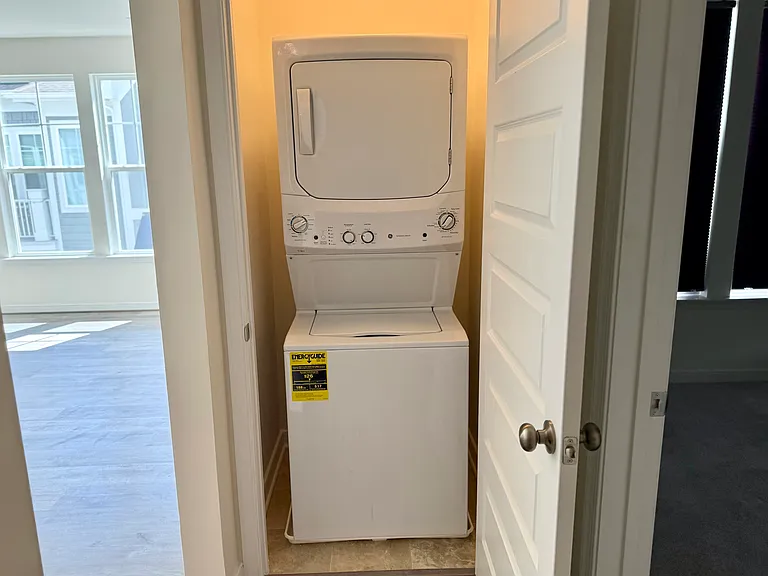 12105 Oxford Landing Ln #201 — Photo 16