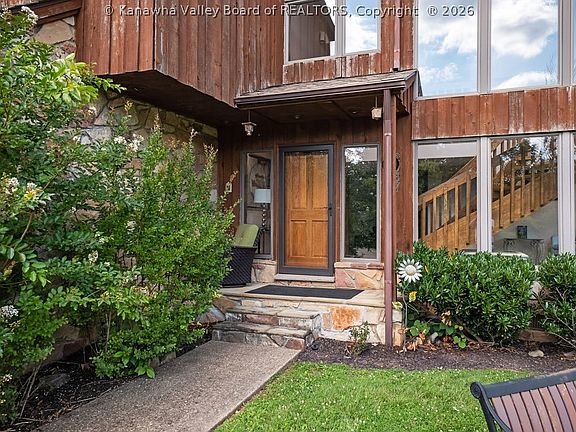 4th image of 2067 Smith Rd