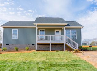 5082 Ike Cir, Granite Falls, NC 28630