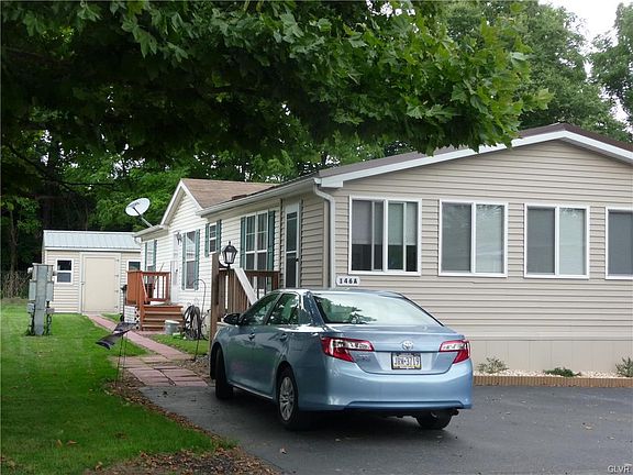 2nd image of 146 Bentwood Cir