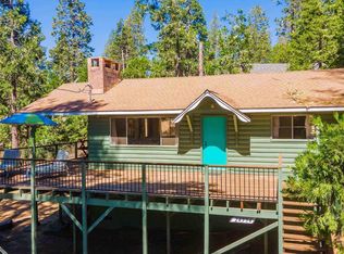 24334 Sierra Park Rd, Mi Wuk Village, CA 95346