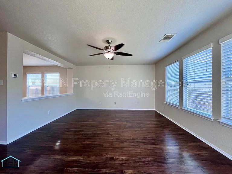 127 Booker Palm — Photo 9