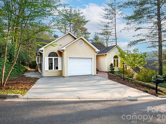 2nd image of 54 Wintergreen Dr