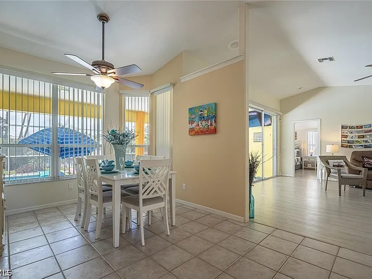 4123 SW 26th Pl — Photo 20