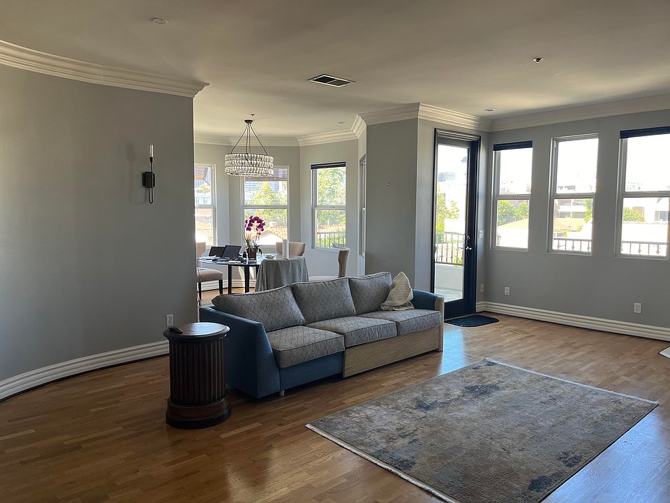 1st image of 1658 Camden Ave APT 402