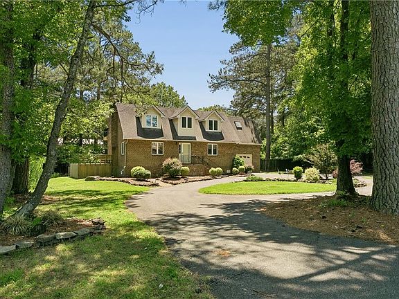5th image of 246 Hunts Neck Rd